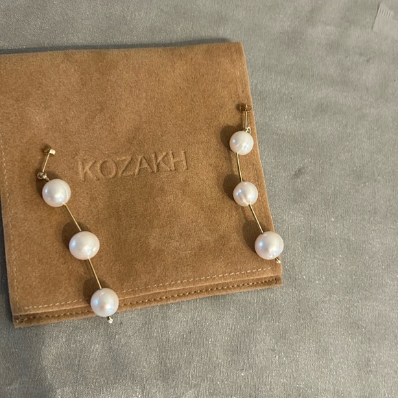 Branch new earrings - Picture 4 of 7